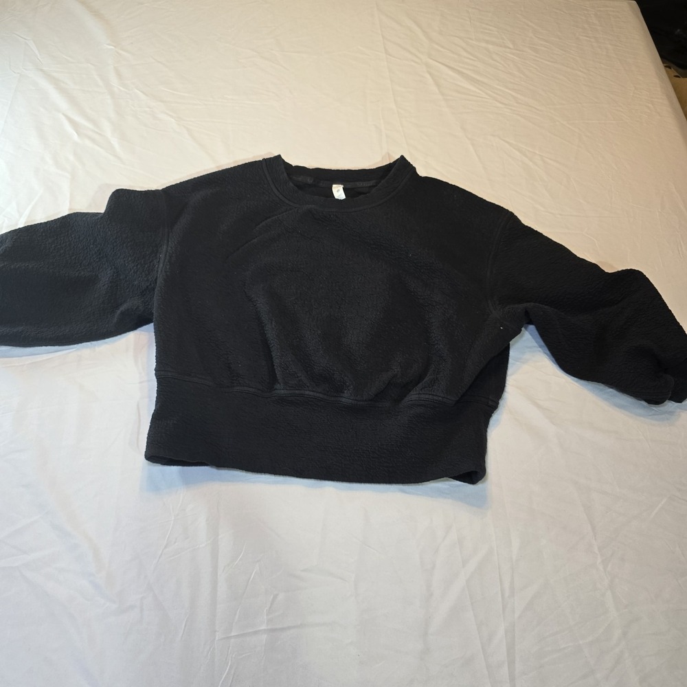Lululemon Textured‎ Crewneck Pullover Black Size 6
